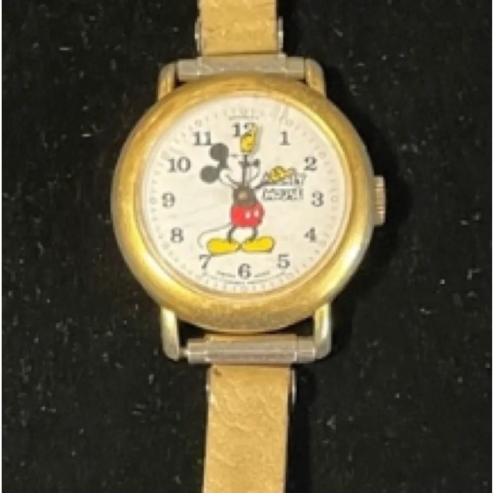 Vintage Disney Mickey Mouse commemorative Swiss made watch 1970s